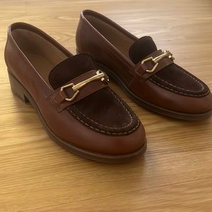 APC size 40; never worn but they do have a scuff as pictured